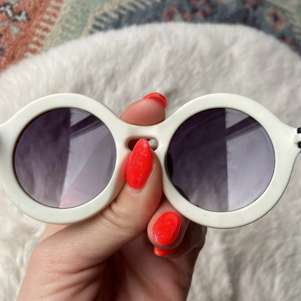 Junk Food x Disney Mickey Mouse sunglasses baby toddler circle frame disneyland